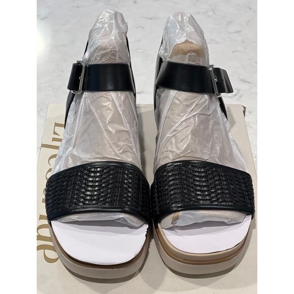 NWT Life Stride Women’s Gillian 2 Crochet Ankle‎ Strap Sandals Size 11W Black - Picture 3 of 6